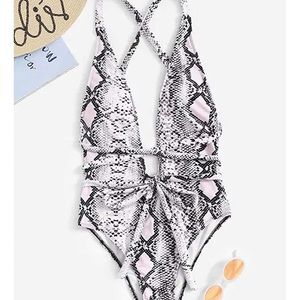 NWOT deep V leopard print one-piece bathing suit